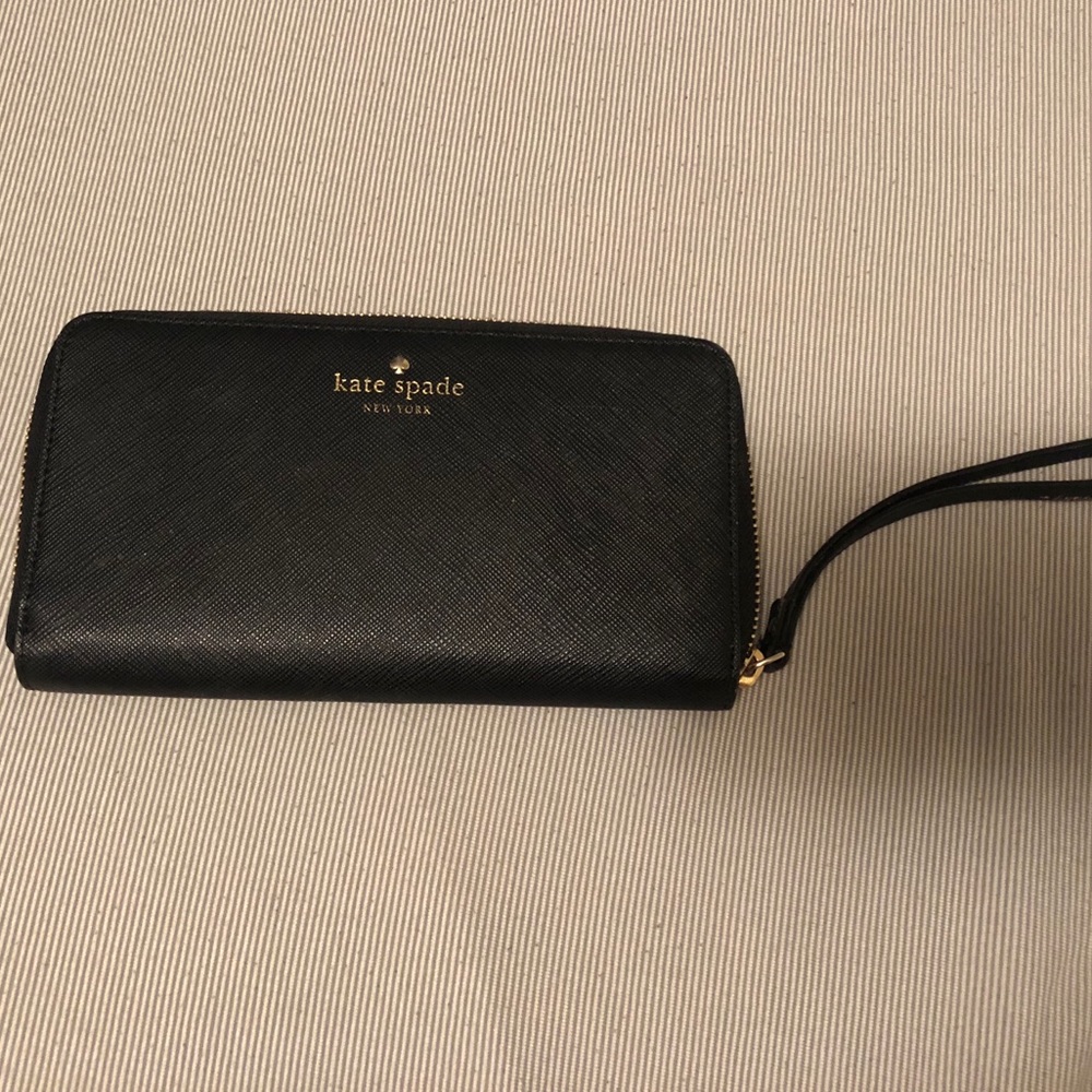Black Kate Spade Zip around Wallet